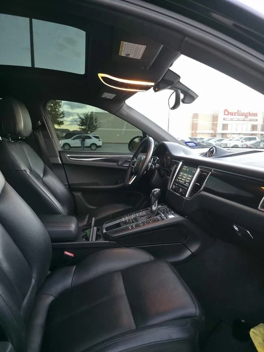 2016 Porsche Macan S - Image 10 of 15