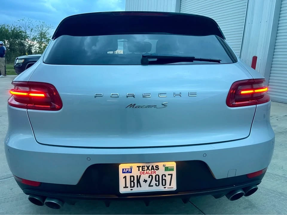 2016 Porsche Macan S - Image 14 of 20