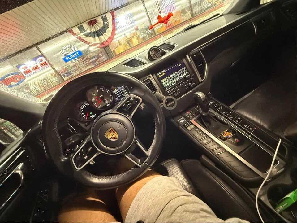 2016 Porsche Macan S - Image 6 of 6