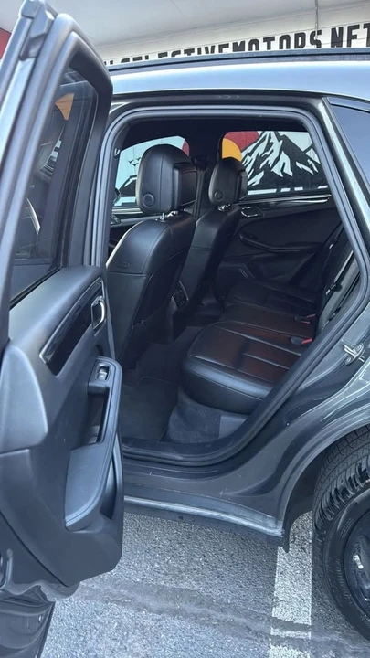 2016 Porsche Macan S - Image 10 of 11