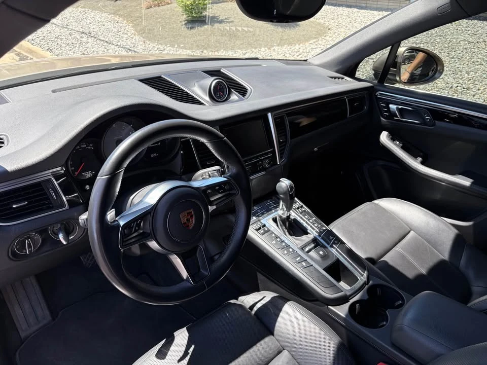 2016 Porsche Macan S - Image 9 of 11