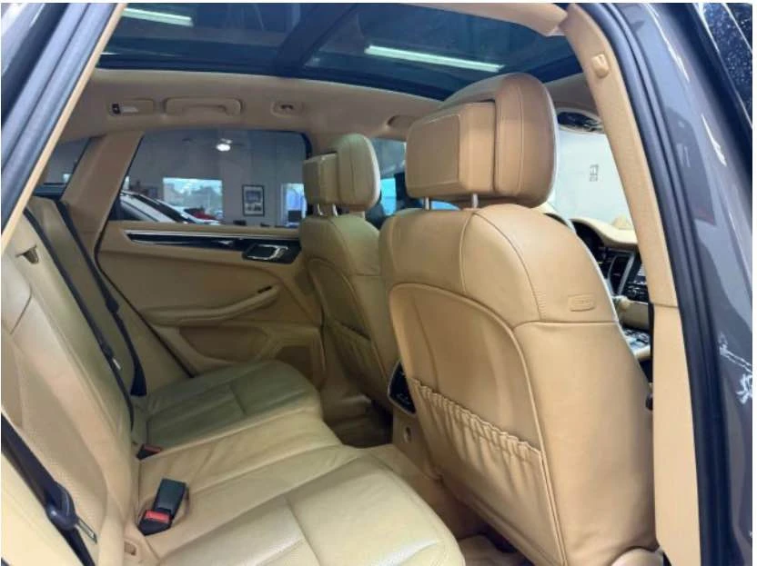 2016 Porsche Macan S - Image 3 of 5