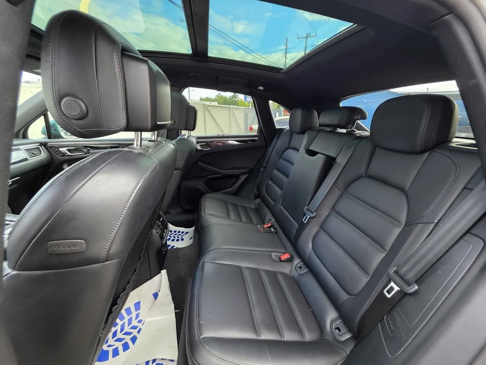 2016 Porsche Macan S - Image 9 of 10