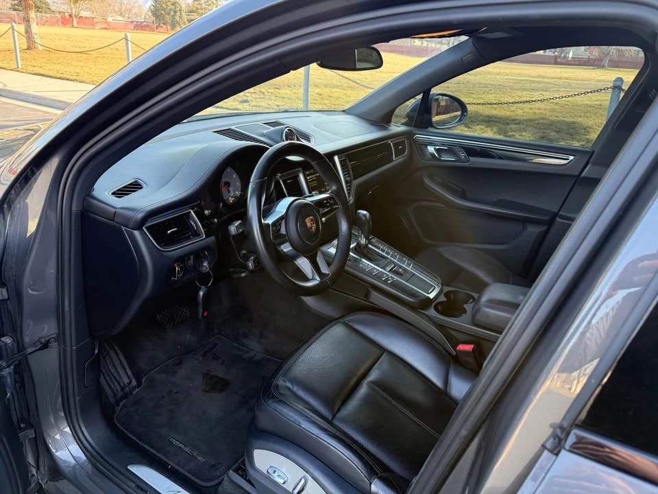 2016 Porsche Macan S - Image 10 of 19