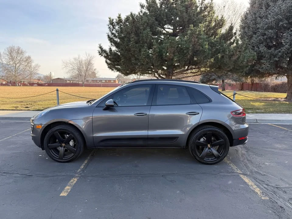 2016 Porsche Macan S - Image 2 of 19