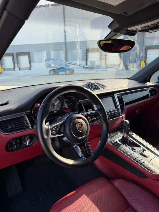 2016 Porsche Macan S - Image 14 of 21