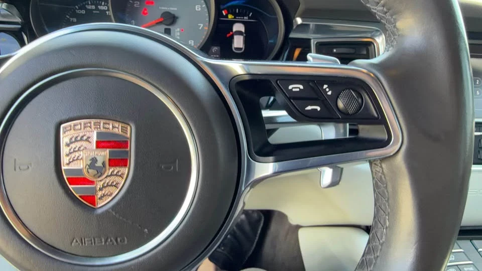 2016 Porsche Macan S - Image 13 of 19