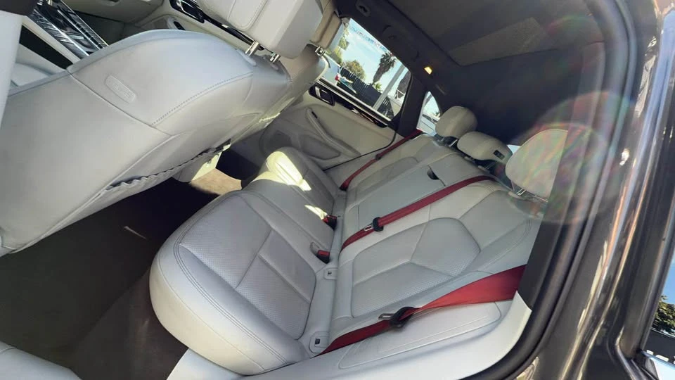 2016 Porsche Macan S - Image 15 of 19