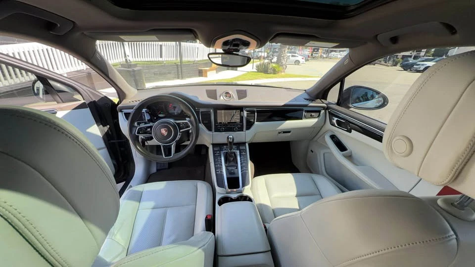 2016 Porsche Macan S - Image 17 of 19