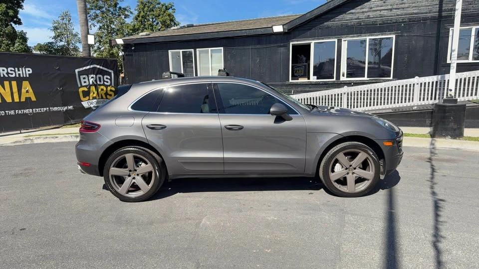 2016 Porsche Macan S - Image 8 of 19