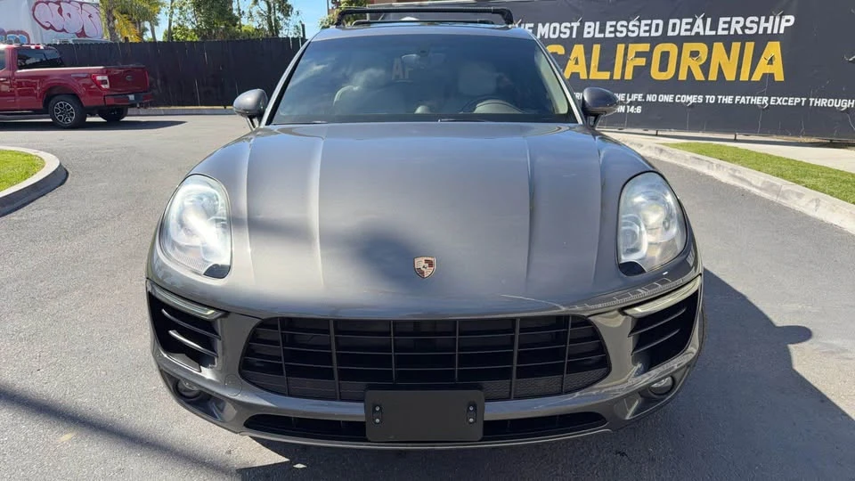 2016 Porsche Macan S - Image 2 of 19