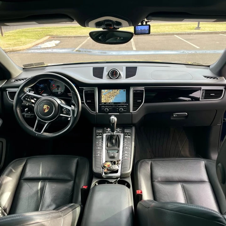 2016 Porsche Macan S - Image 11 of 17
