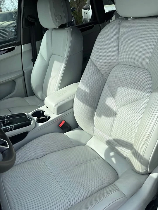 2016 Porsche Macan S - Image 11 of 14