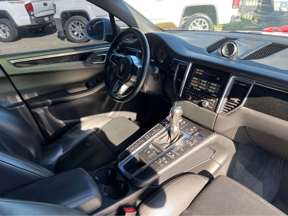 2016 Porsche Macan S - Image 15 of 19
