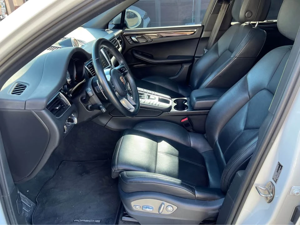 2016 Porsche Macan S - Image 16 of 19