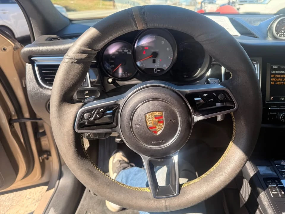 2016 Porsche Macan S - Image 14 of 17