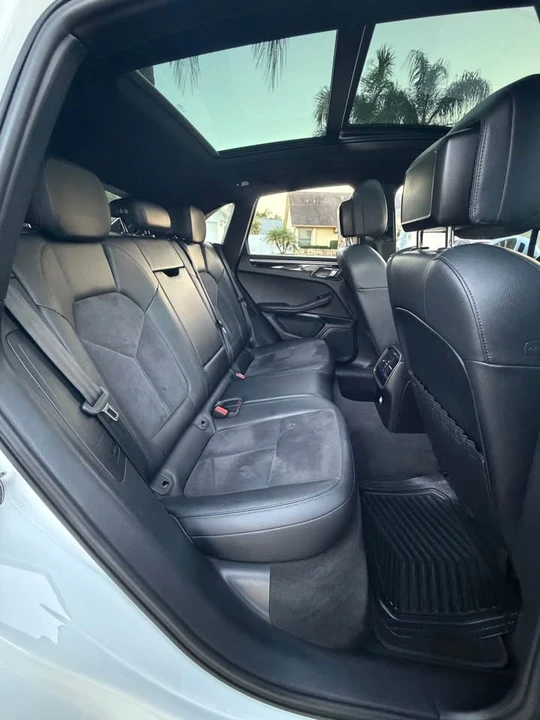2016 Porsche Macan S - Image 15 of 19