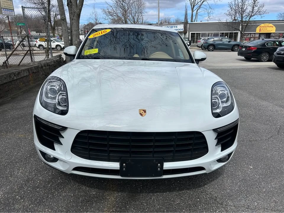 2016 Porsche Macan S - Image 2 of 20
