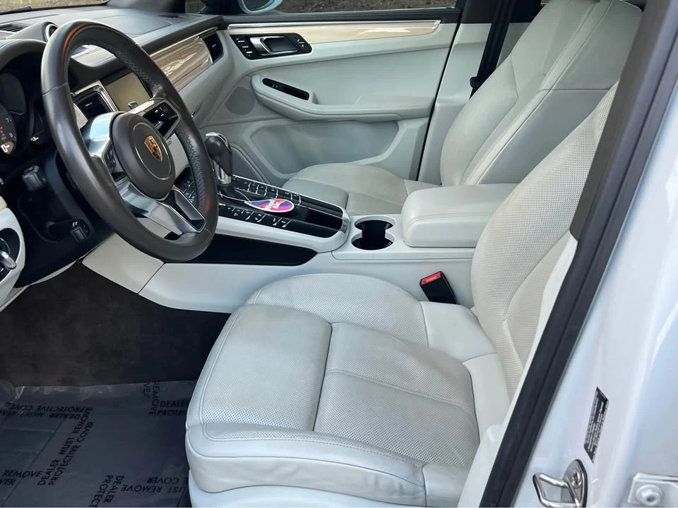 2016 Porsche Macan S - Image 14 of 19