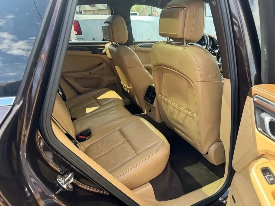 2016 Porsche Macan S - Image 14 of 20