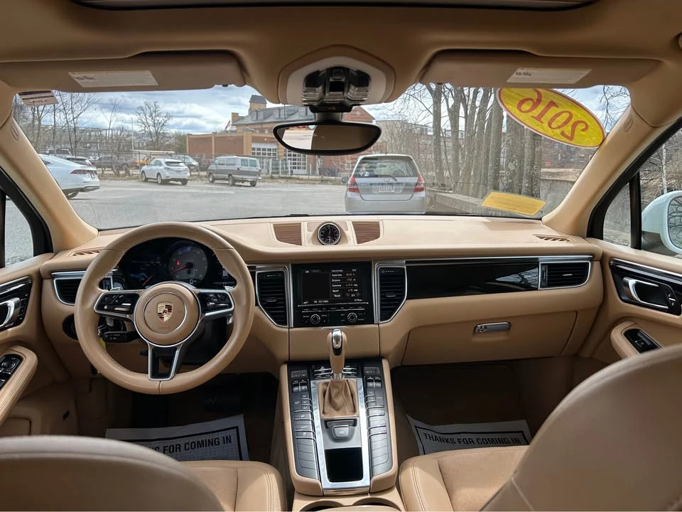 2016 Porsche Macan S - Image 9 of 20