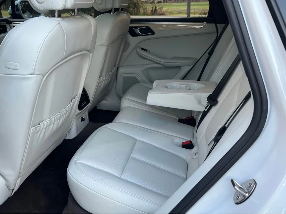 2016 Porsche Macan S - Image 18 of 19