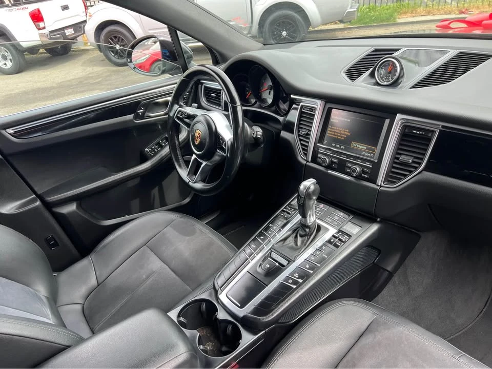 2016 Porsche Macan S - Image 15 of 18