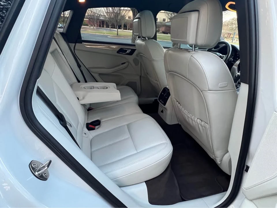 2016 Porsche Macan S - Image 19 of 20