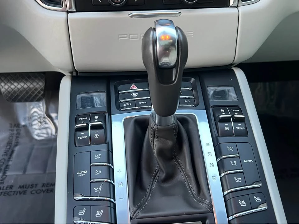 2016 Porsche Macan S - Image 13 of 20
