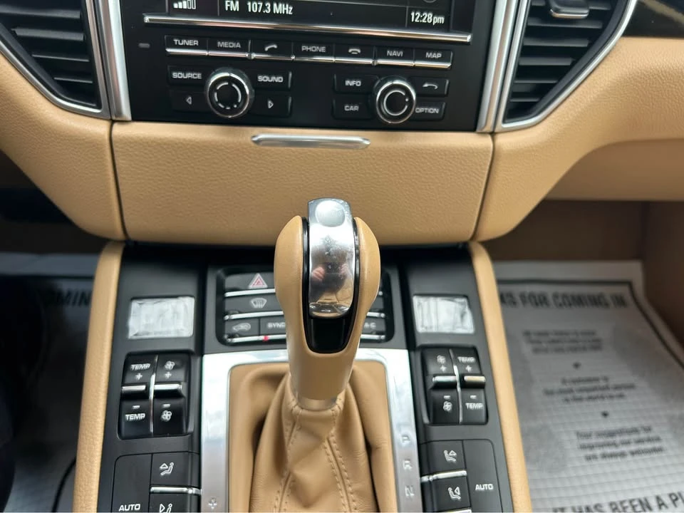 2016 Porsche Macan S - Image 19 of 20