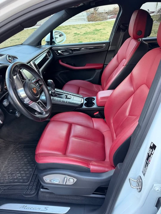 2016 Porsche Macan S - Image 11 of 14