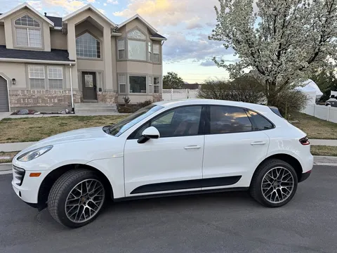 2016 Porsche Macan S