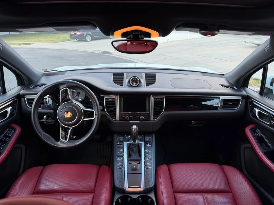 2016 Porsche Macan S - Image 8 of 14