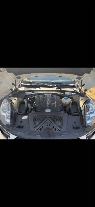 2016 Porsche Macan S - Image 16 of 16