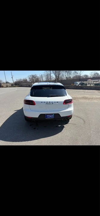 2016 Porsche Macan S - Image 8 of 16