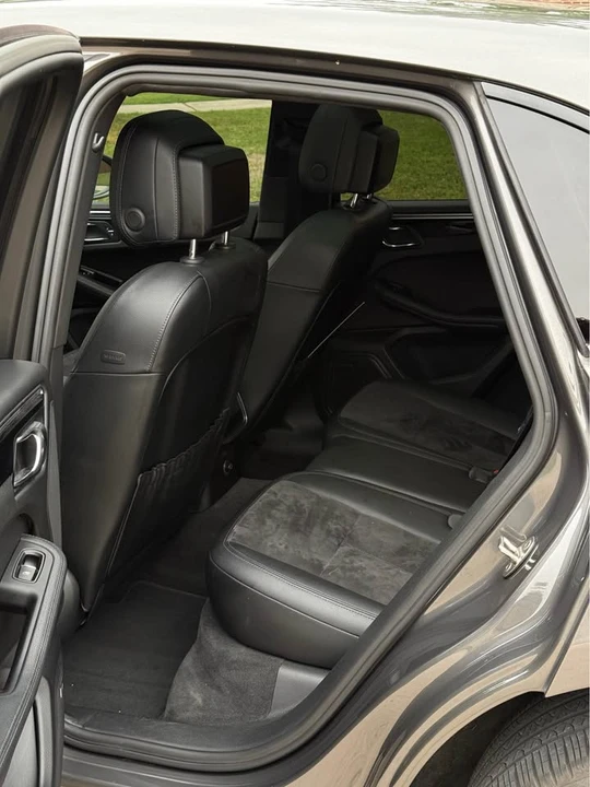 2016 Porsche Macan S - Image 11 of 13