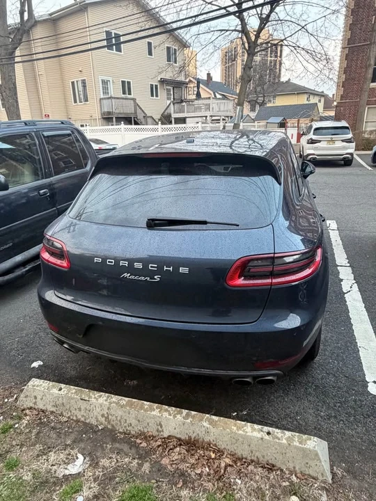 2016 Porsche Macan S - Image 2 of 12