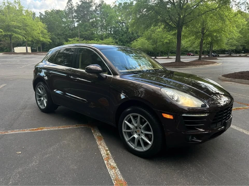 2016 Porsche Macan S - Image 2 of 10