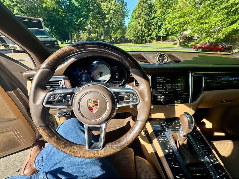2016 Porsche Macan S - Image 16 of 20