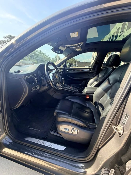 2016 Porsche Macan S - Image 9 of 18