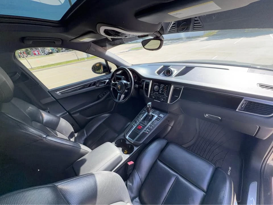2016 Porsche Macan S - Image 13 of 18
