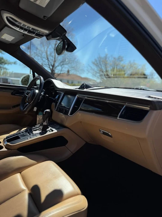 2016 Porsche Macan S - Image 13 of 18