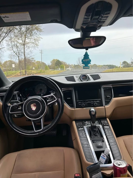 2016 Porsche Macan S - Image 11 of 16