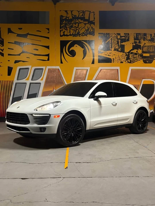 2016 Porsche Macan S - Image 3 of 10