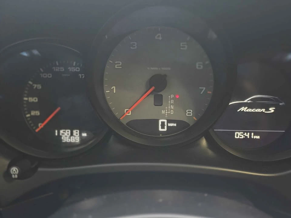 2016 Porsche Macan S - Image 15 of 17