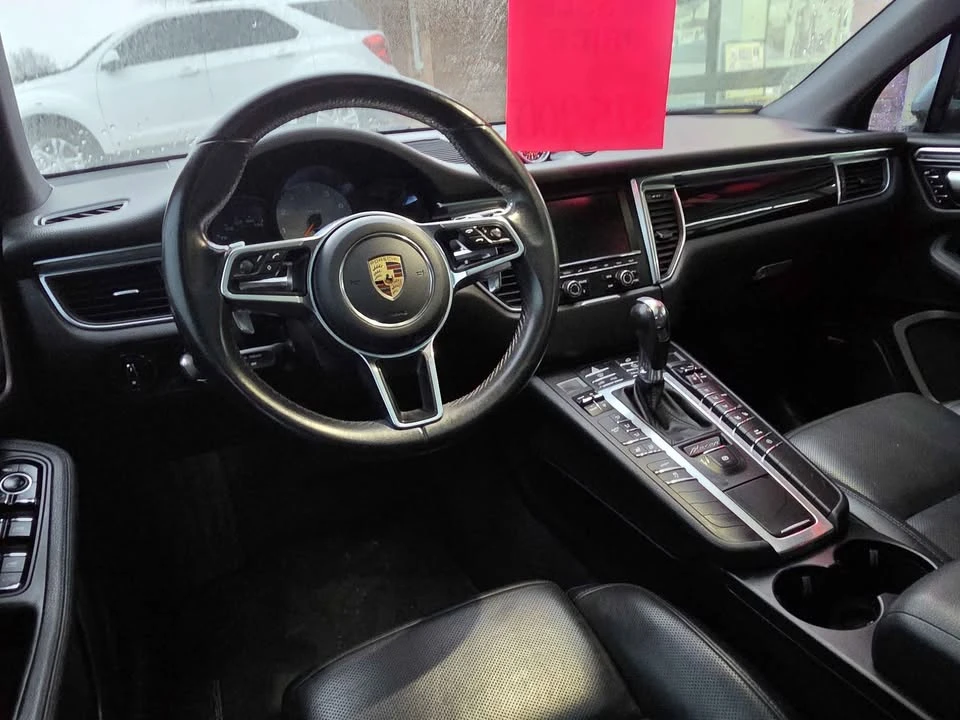 2016 Porsche Macan S - Image 11 of 17