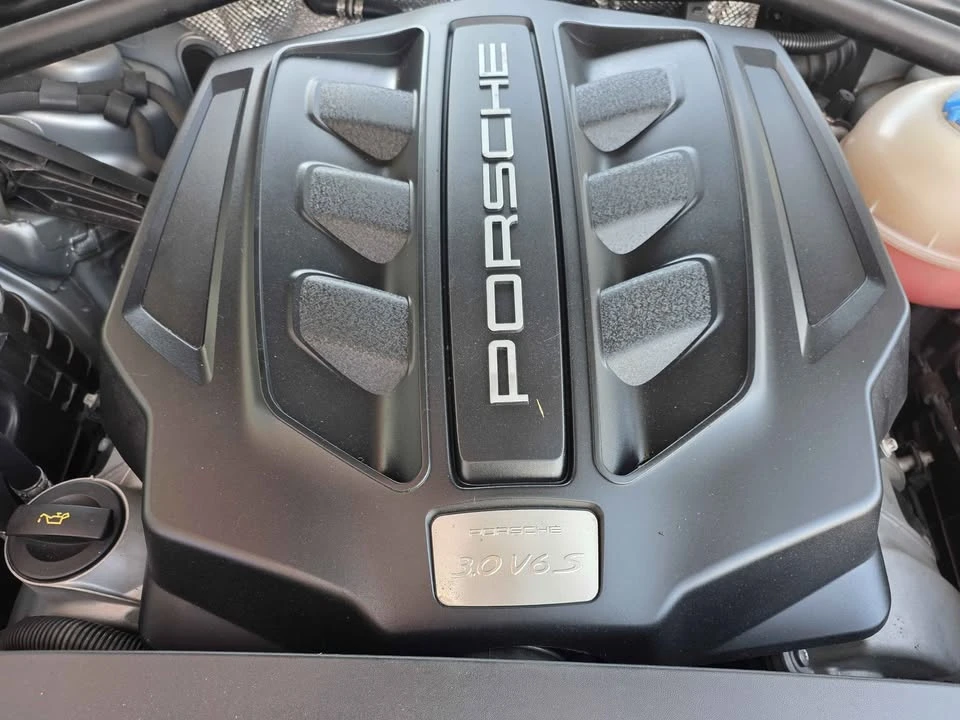 2016 Porsche Macan S - Image 13 of 16