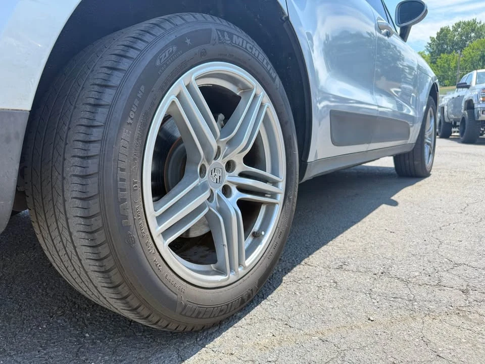 2016 Porsche Macan S - Image 9 of 20