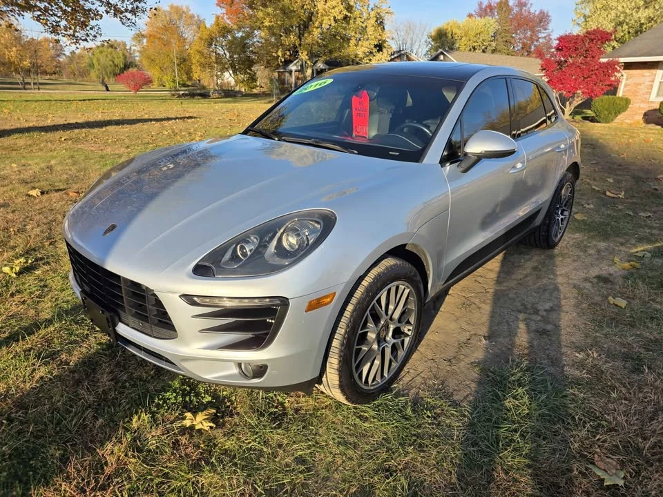 2016 Porsche Macan S - Image 2 of 19