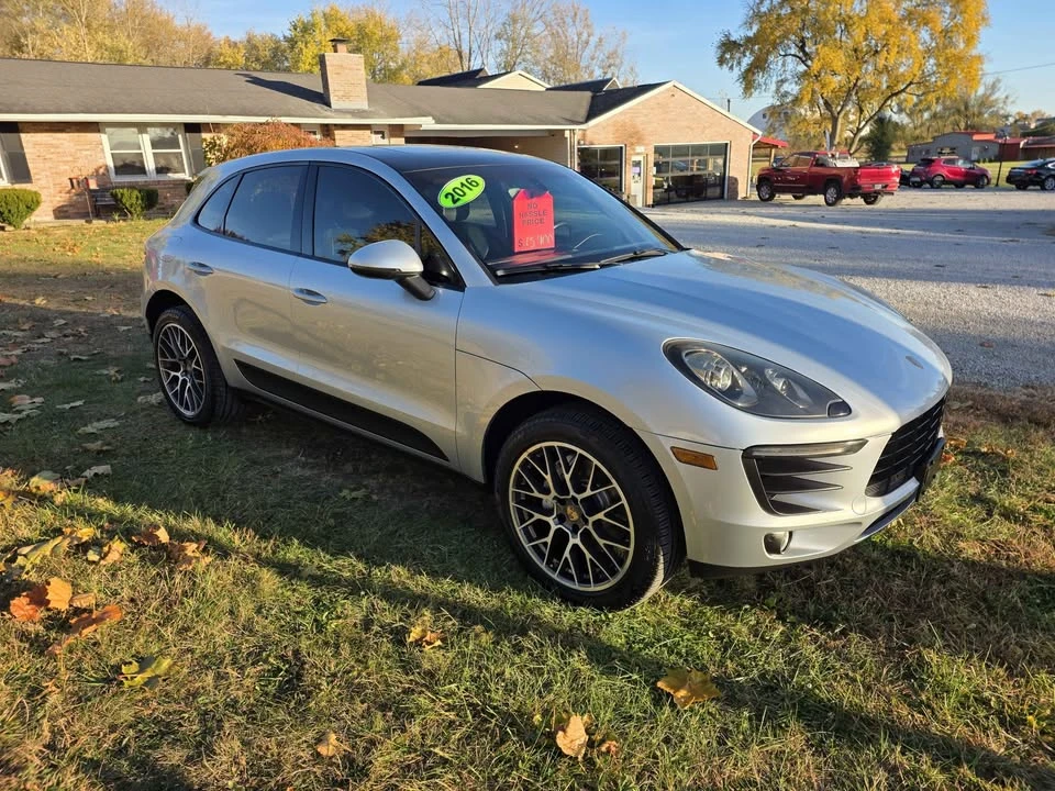 2016 Porsche Macan S - Image 7 of 19